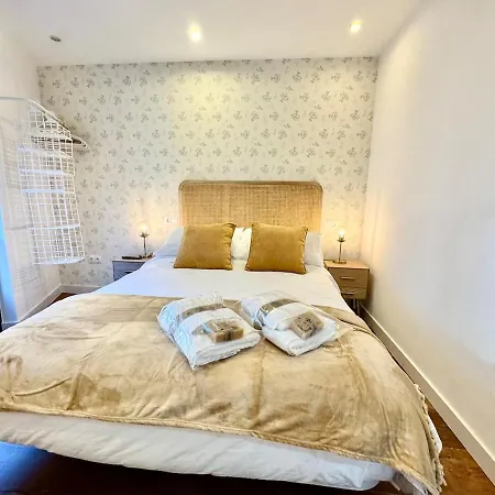 Lägenhet Gestviva Casa Urbanin I Cudillero