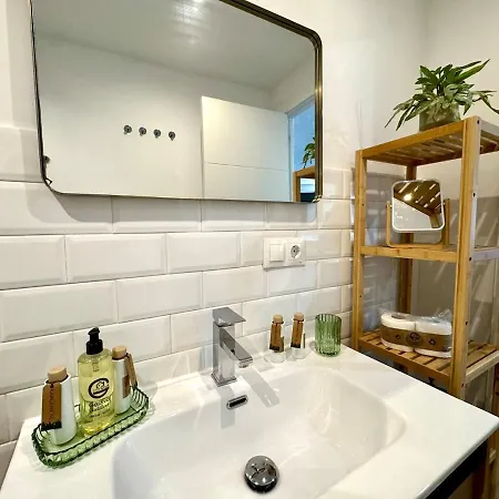 Lägenhet Gestviva Casa Urbanin I *